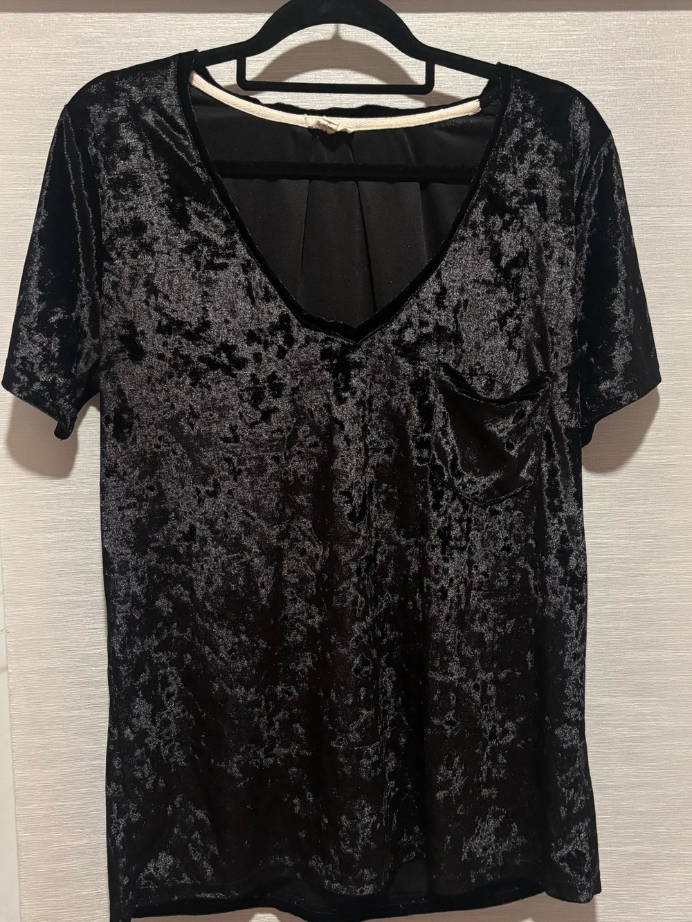POL Crushed Velvet V-Neck Tee - Black